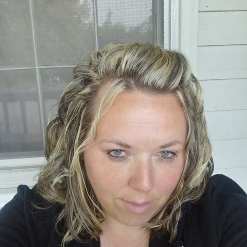 Meet your Posher, Briana